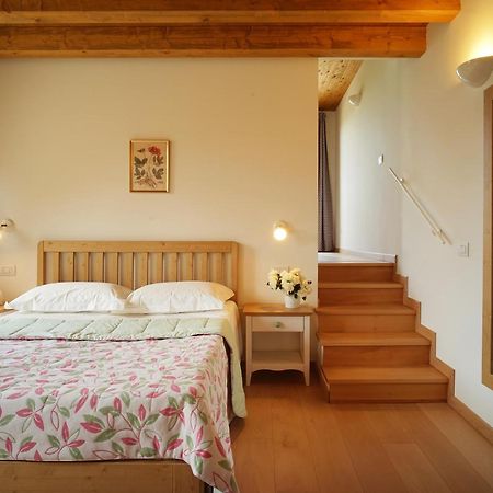 Agriturismo Il Follo วัลดอบเบียเดเน ภายนอก รูปภาพ