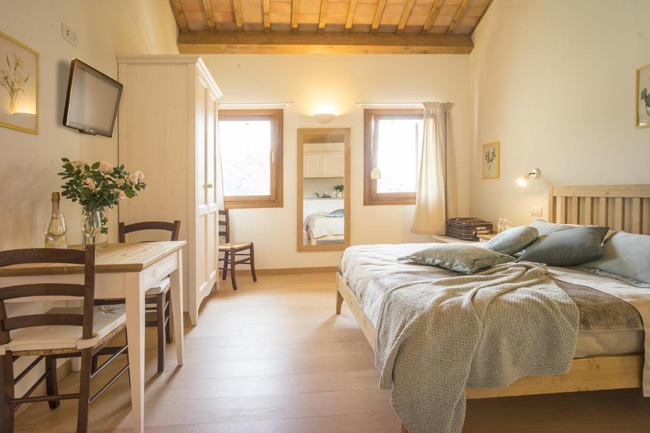 Agriturismo Il Follo วัลดอบเบียเดเน ภายนอก รูปภาพ