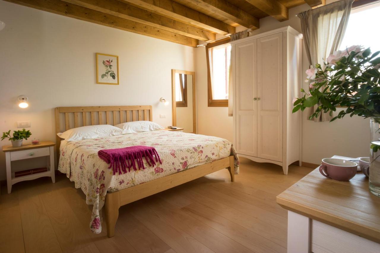 Agriturismo Il Follo วัลดอบเบียเดเน ภายนอก รูปภาพ