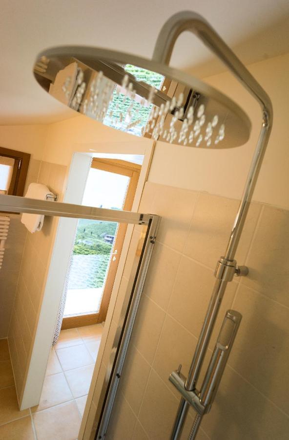 Agriturismo Il Follo วัลดอบเบียเดเน ภายนอก รูปภาพ