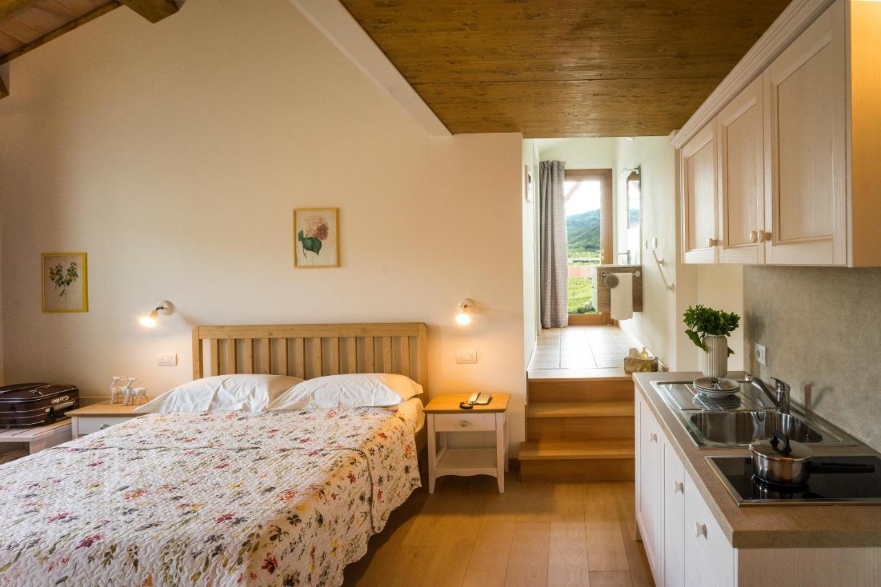 Agriturismo Il Follo วัลดอบเบียเดเน ภายนอก รูปภาพ