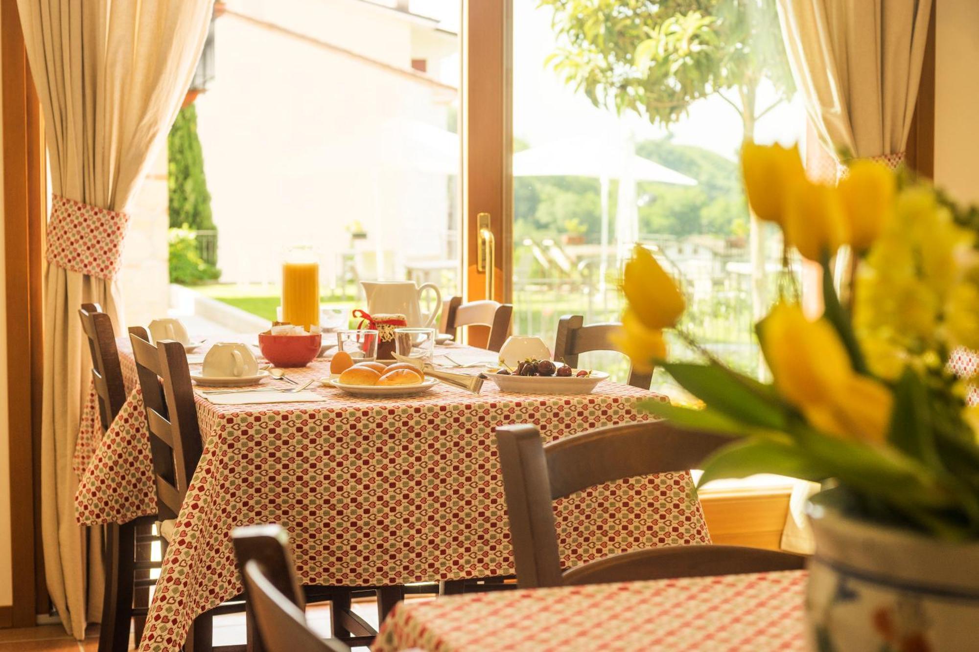 Agriturismo Il Follo วัลดอบเบียเดเน ภายนอก รูปภาพ